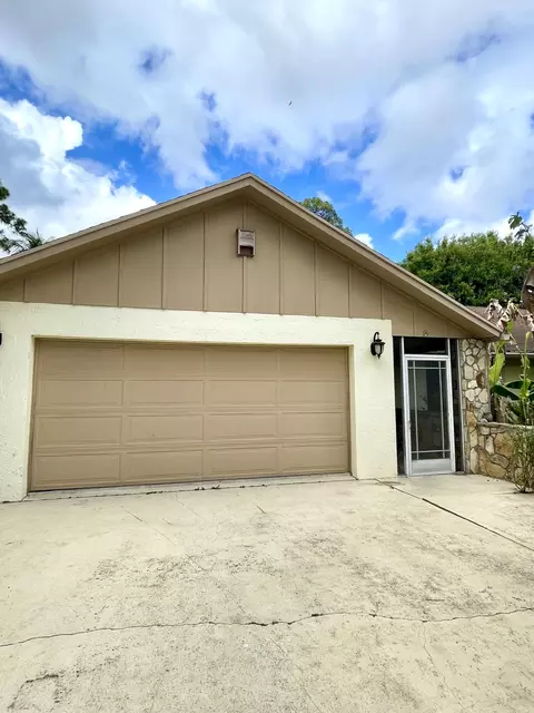 6685 Lakeside Rd, West Palm Beach, FL 33411