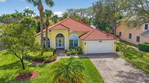 7423 Brunswick Cir, Boynton Beach, FL 33472