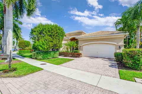 108 Tranquilla Dr, Palm Beach Gardens, FL 33418