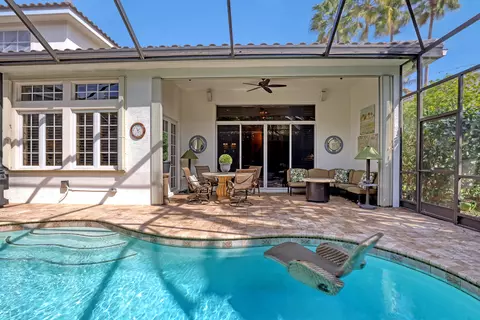 104 Renaissance Dr, North Palm Beach, FL 33410