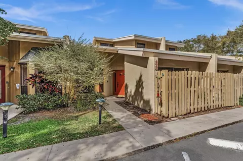 1400 NW 9th Ave #E-33, Boca Raton, FL 33486