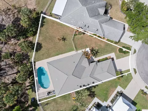 7780 SE Needle Palm Cir, Hobe Sound, FL 33455