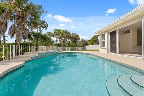 7780 SE Needle Palm Cir, Hobe Sound, FL 33455