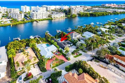 820 N Atlantic Dr, Lantana, FL 33462