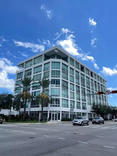 8101 Biscayne Blvd #R-509, Miami, FL 33138