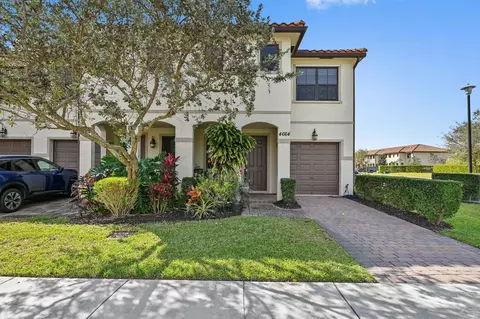 4664 Silver Saw Ln, Lake Worth, FL 33463