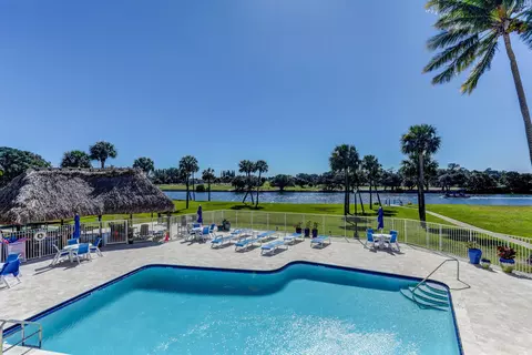 336 Golfview Rd #207, North Palm Beach, FL 33408