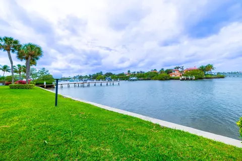 3474 S Ocean Blvd #2, Palm Beach, FL 33480