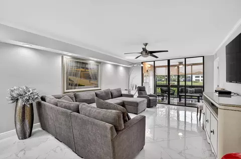 7314 Clunie Pl #14002, Delray Beach, FL 33446