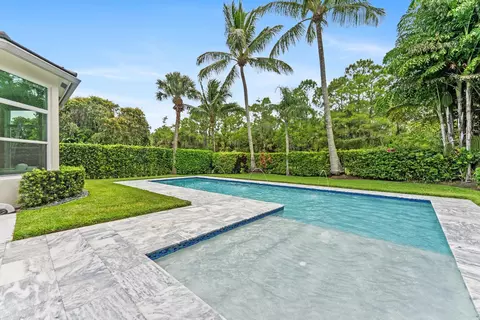 7737 Preserve Dr, West Palm Beach, FL 33412