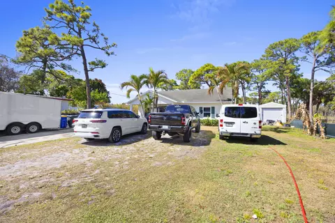 Exterior - 2517 SE Normand St, Stuart, FL 34997 photo 6 of 6
