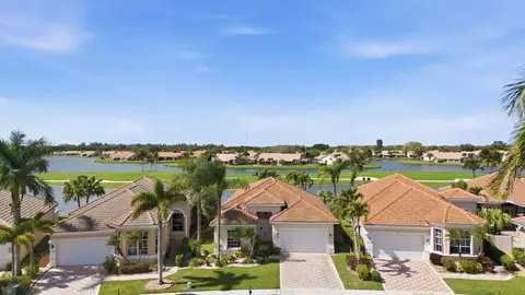 7003 Fairway Lakes Dr, Boynton Beach, FL 33472