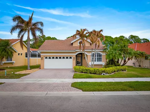 640 SW Andros Cir, Port Saint Lucie, FL 34986