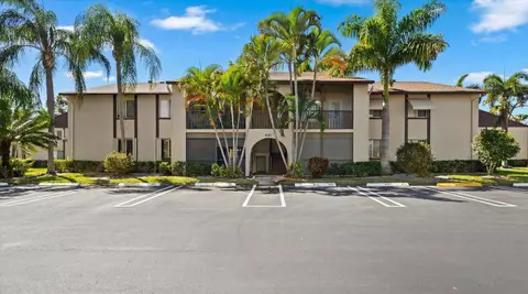 431 Pine Glen Ln #C-2, Greenacres, FL 33463