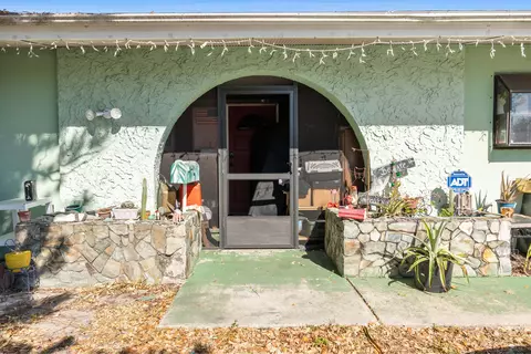 712 Bianca Dr NE, Palm Bay, FL 32905 photo 2