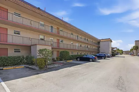 721 Lori Dr #210, Palm Springs, FL 33461