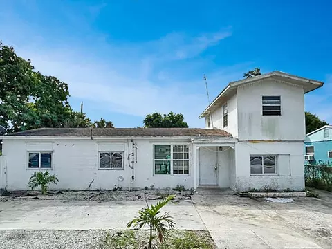 2000 Longwood Rd, West Palm Beach, FL 33409