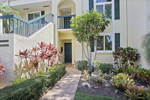 12457 Harbour Ridge Blvd #27, Palm City, FL 34990