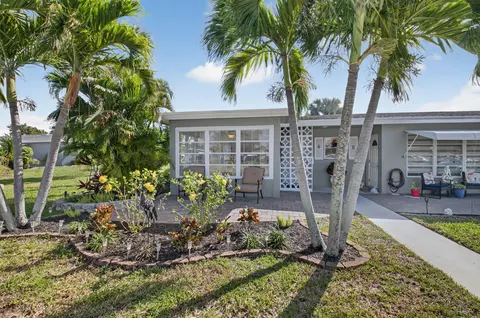 787 High Point Dr W UNIT A, Delray Beach, FL 33445