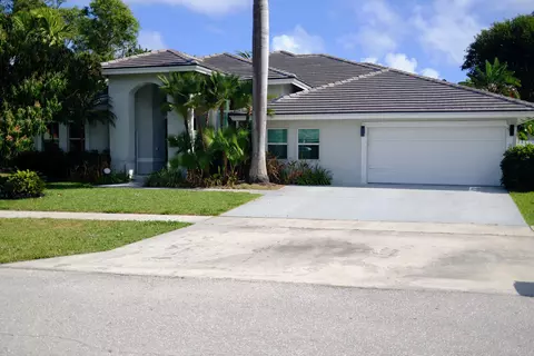 7354 Fairway Trl, Boca Raton, FL 33487