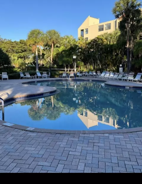 600 Egret Cir #7305, Delray Beach, FL 33444
