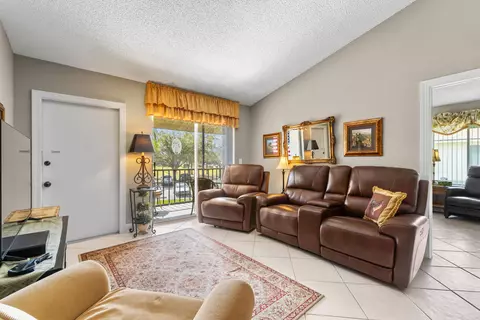 6426 Chasewood Dr #E, Jupiter, FL 33458