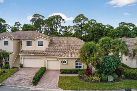 8137 Carnoustie Pl, Port Saint Lucie, FL 34986