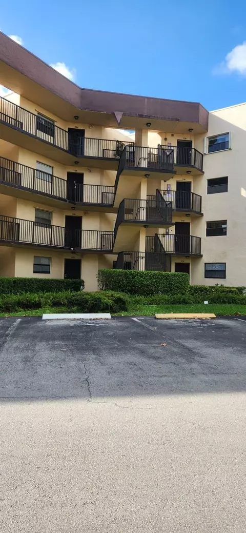 6555 W Broward Blvd #201, Plantation, FL 33317