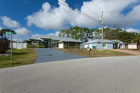 3898 SW Chaffin St, Port Saint Lucie, FL 34953