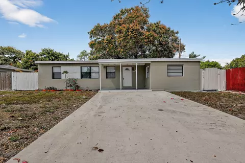 3600 SW 46th Ave, West Park, FL 33023