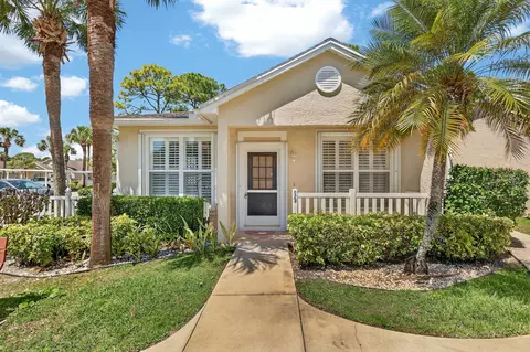 523 NW San Remo Cir, Port Saint Lucie, FL 34986