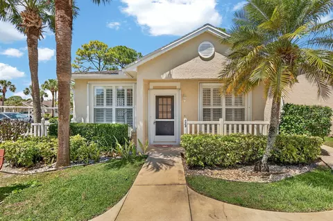 523 NW San Remo Cir, Port Saint Lucie, FL 34986