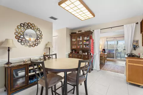 Dining - 1341 SE Seashell Ln, Stuart, FL 34996 photo 1 of 2