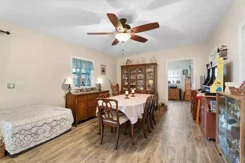 Dining - 1341 SE Seashell Ln, Stuart, FL 34996 photo 2 of 2