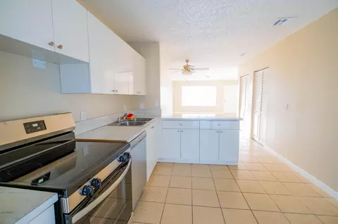 4763 Orleans Ct #C, West Palm Beach, FL 33415