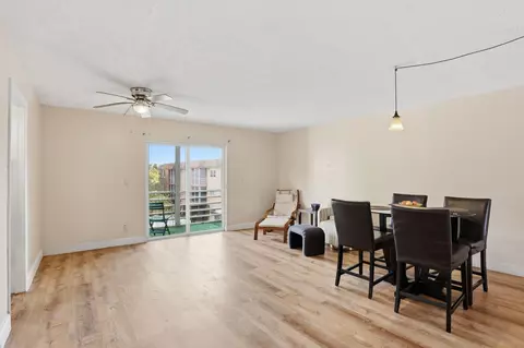 4161 NW 26th St #308, Lauderhill, FL 33313