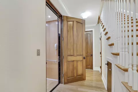 Entry Way - 3572 SE Court Dr, Stuart, FL 34997 photo 3 of 3