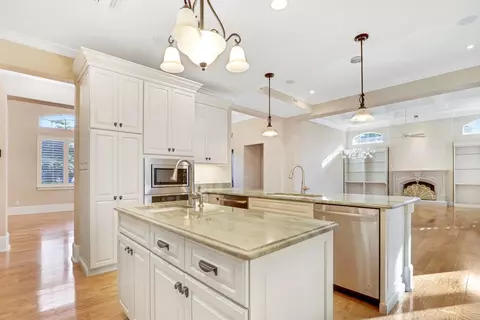 Kitchen - 3572 SE Court Dr, Stuart, FL 34997 photo 3 of 6
