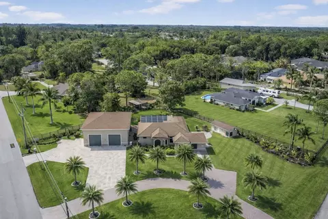 12038 Key Lime Blvd, The Acreage, FL 33412
