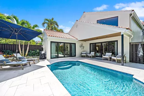 2583 La Cristal Cir, Palm Beach Gardens, FL 33410