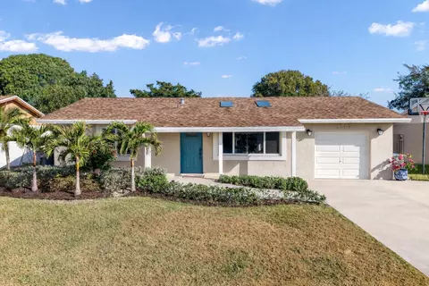 9249 Affirmed Ln, Boca Raton, FL 33496