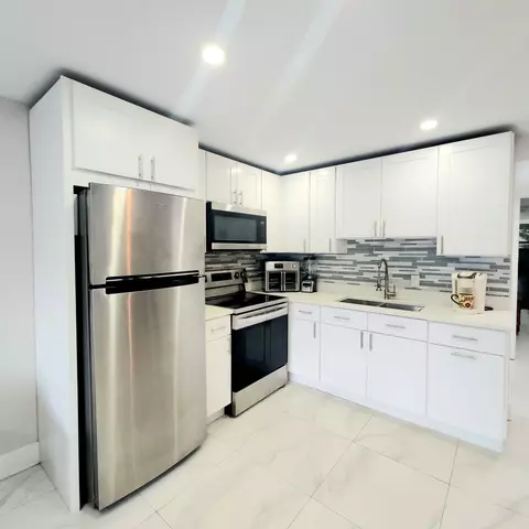 167 Sussex I, West Palm Beach, FL 33417