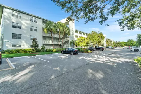2505 Antigua Ter #E3, Coconut Creek, FL 33066