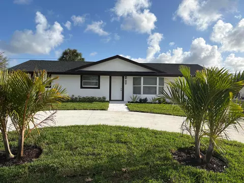 4318 Crestdale St, Palm Beach Gardens, FL 33410