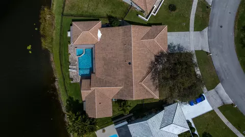 9232 Sun Pointe Dr, Boynton Beach, FL 33437