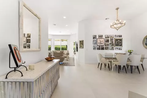 5760 NW 42nd Ct, Boca Raton, FL 33496