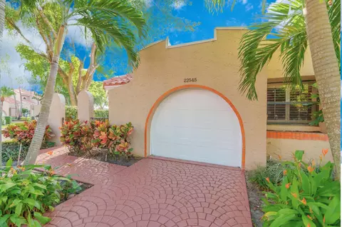 22545 Meridiana Dr, Boca Raton, FL 33433