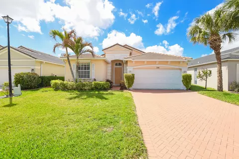350 SW Lake Forest Way, Port Saint Lucie, FL 34986
