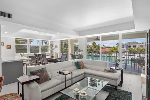10180 W Bay Harbor Dr #2A, Bay Harbor Islands, FL 33154