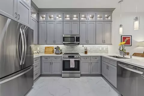 Kitchen - 4692 SE Manatee Way, Stuart, FL 34997 photo 2 of 3